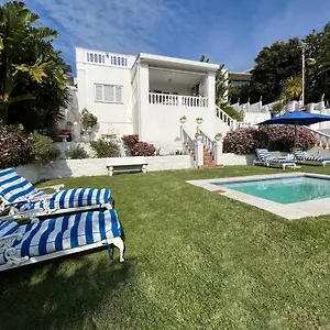 On Camps Bay Drive Holiday home Cape Town